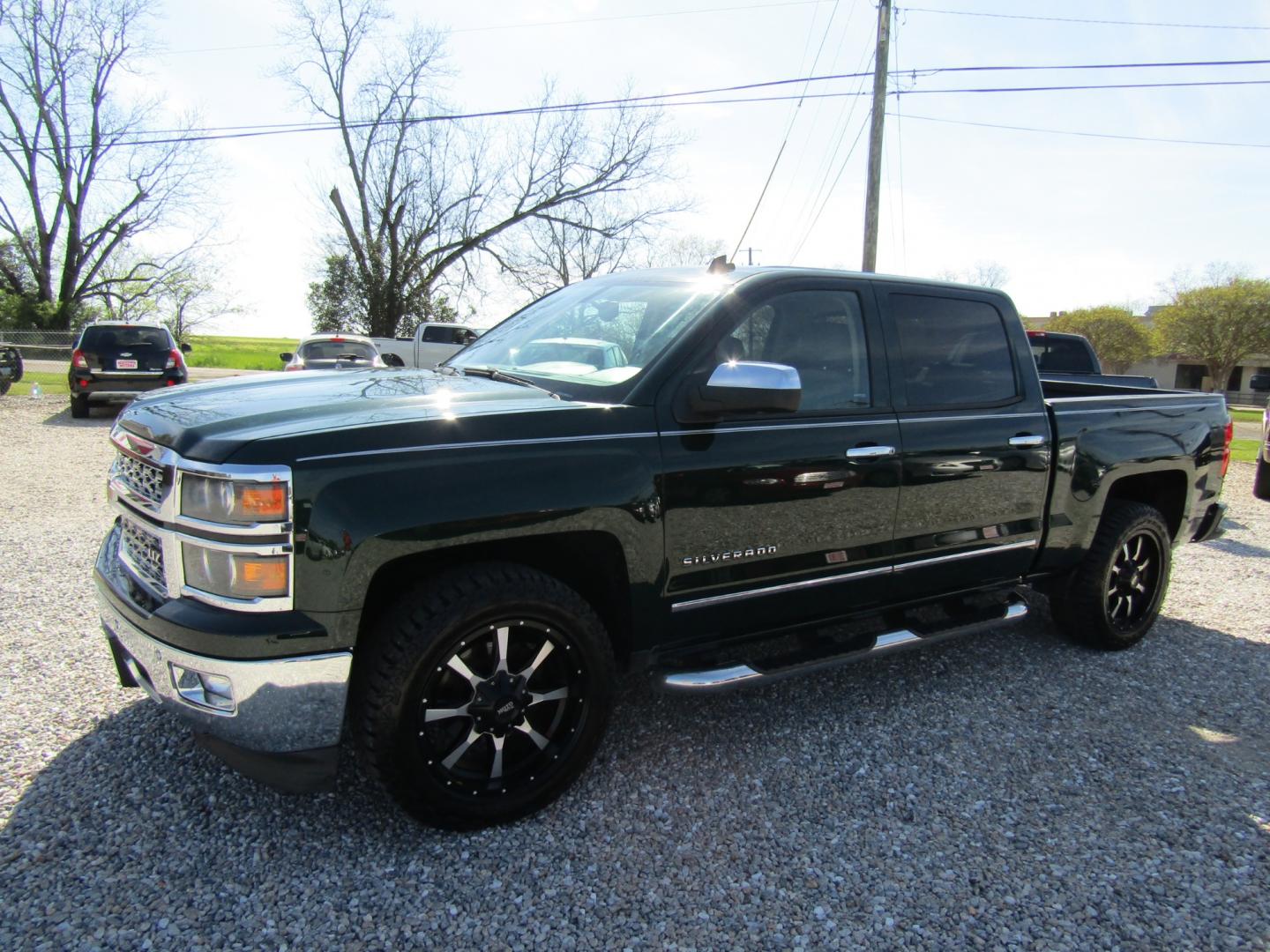 2014 Green /Tan Chevrolet Silverado 1500 1LZ Crew Cab 2WD (3GCPCSEC2EG) with an 5.3L V8 OHV 16V engine, Automatic transmission, located at 15016 S Hwy 231, Midland City, AL, 36350, (334) 983-3001, 31.306210, -85.495277 - Photo#2